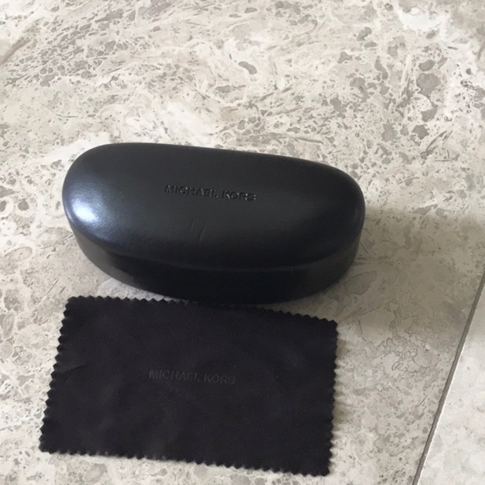 MICHAEL KORS  SUNGLASSES BOX.